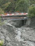 9 le pont au niveau de la departementale a ete endommage